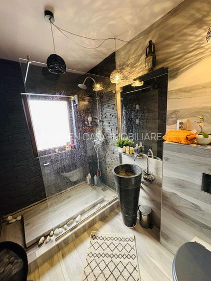 Duplex de vanzare de 204mp , plus teren 274mp , zona : Floresti Narciselor - 14