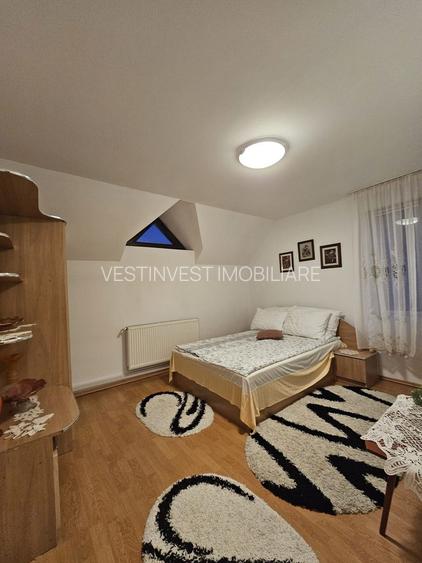 Vila  Oradea zona Iorga 420 mp ,teren 2000 ml - 10