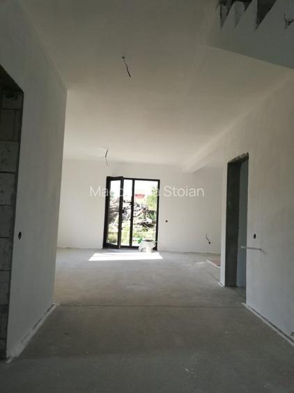 Duplex spatios pe malul lacului P+1E+M proiect german - 10