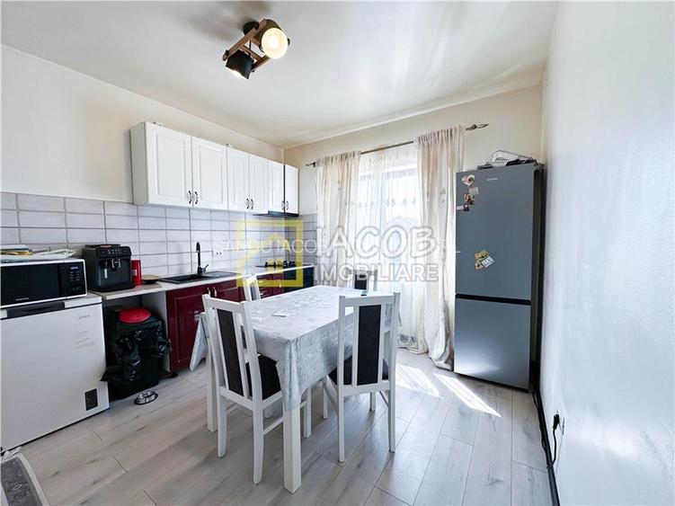 Casa de inchiriat in Hemeius, Garaj, Terasa cu gratar - 9