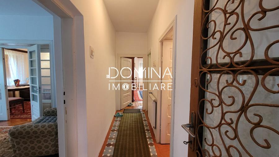 Vânzare casă, zonă centrală, exclusivistă, strada România Muncitoare, Tg-Jiu