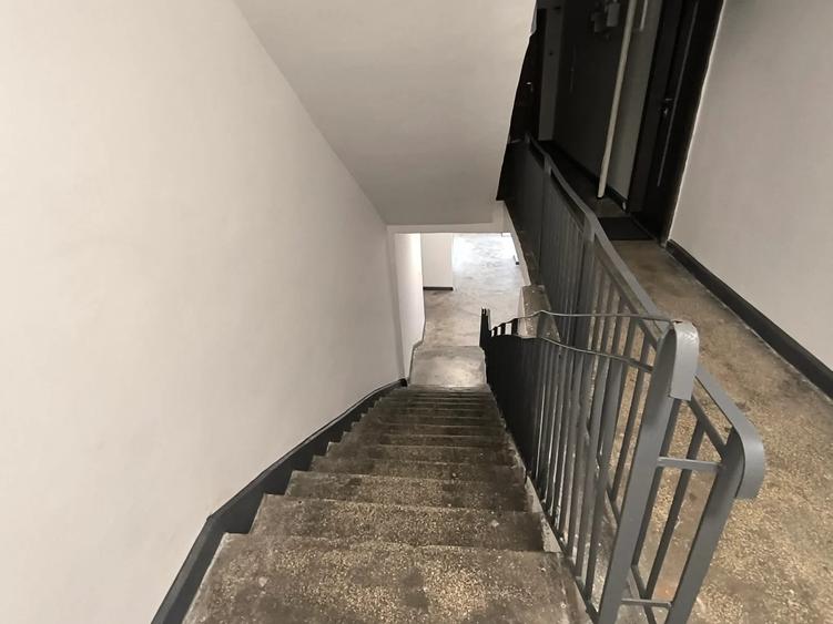 PENINSULA (cod03)- Birouri luminoase , mobilate si parcari !