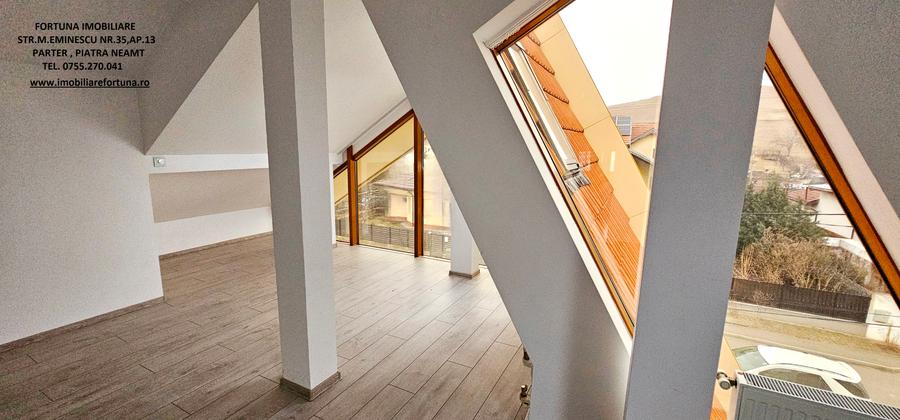 Casa High-Tech, cu design futurist, Piatra Neamt