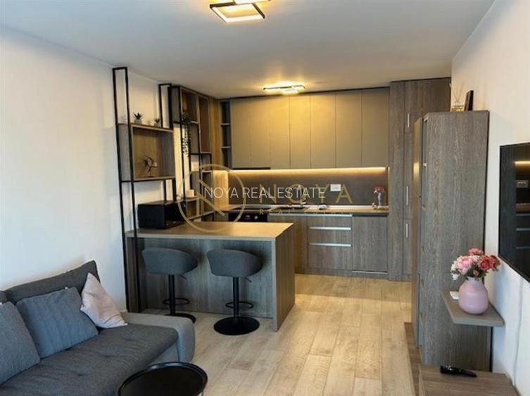 Vanzare apartament de 3 camere in zona Piata Presei Libere parcare - 7