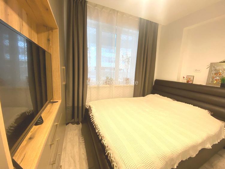 Apartament 3 camere/2 bai + curte proprie 79m2 + 2 parcari - 5