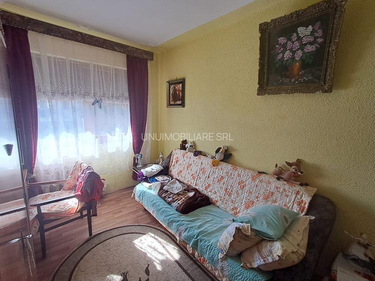 Apartament 3 camere Aleea Caminului - etaj 3/4 - 37 mp - 34900 euro - 4