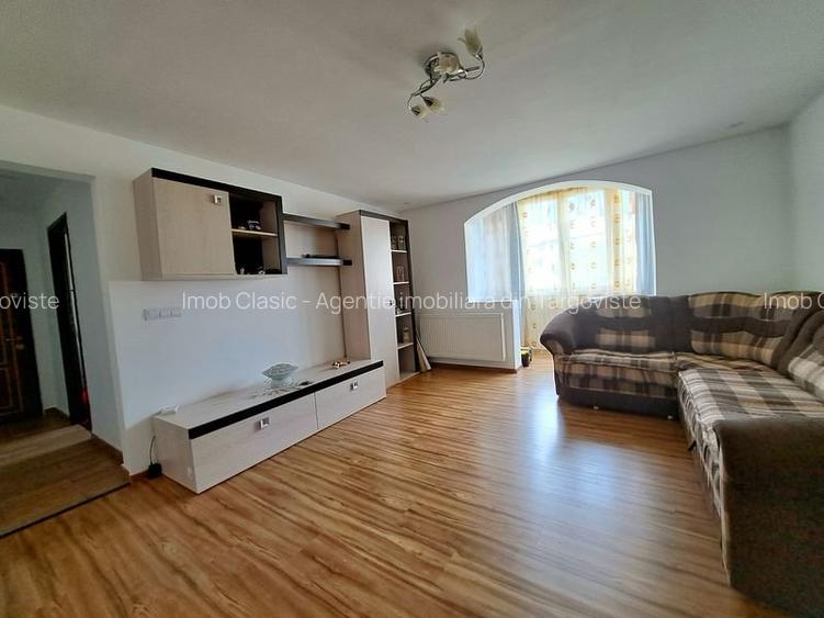 Inchiriere apartament 2 camere, micro 11 Targoviste - 7