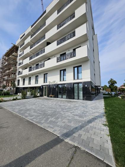 b418b833-da25-4154-b6da-3893676a91b0 - 3