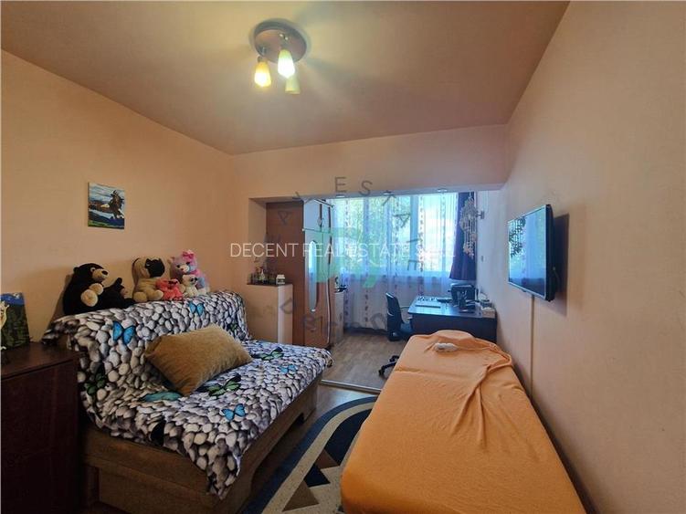 Apartament 4 camere, etaj intermediar, Tractorul, Brasov - 5