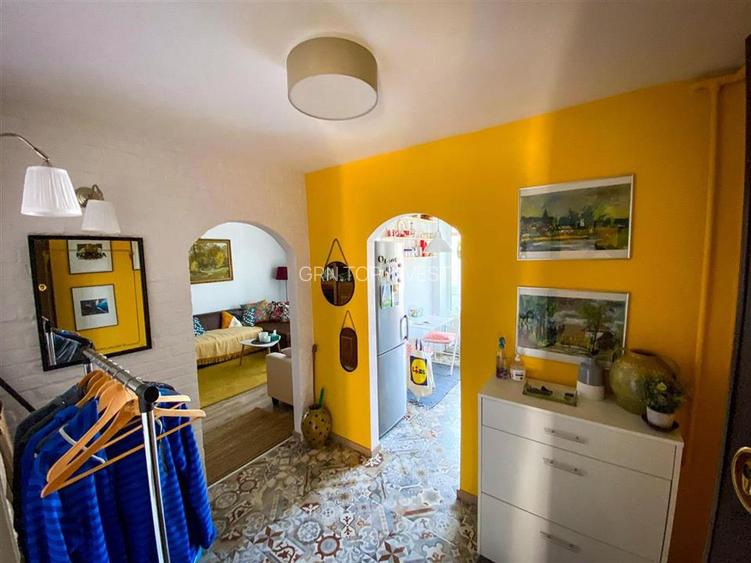 Apartament RENOVAT INTEGRAL 2 camere si balcon zona Terezian - 13