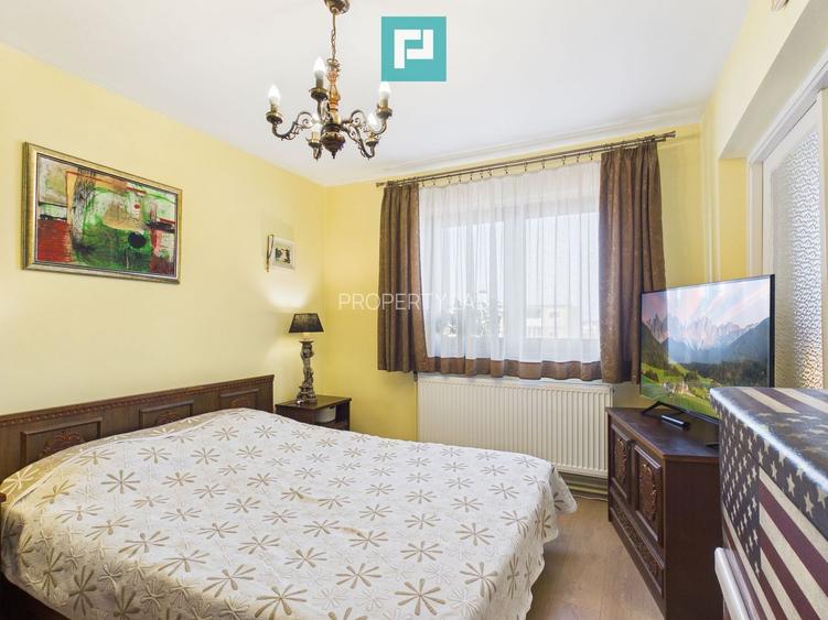 Apartament  5 camere la cheie în Vlaicu - 18