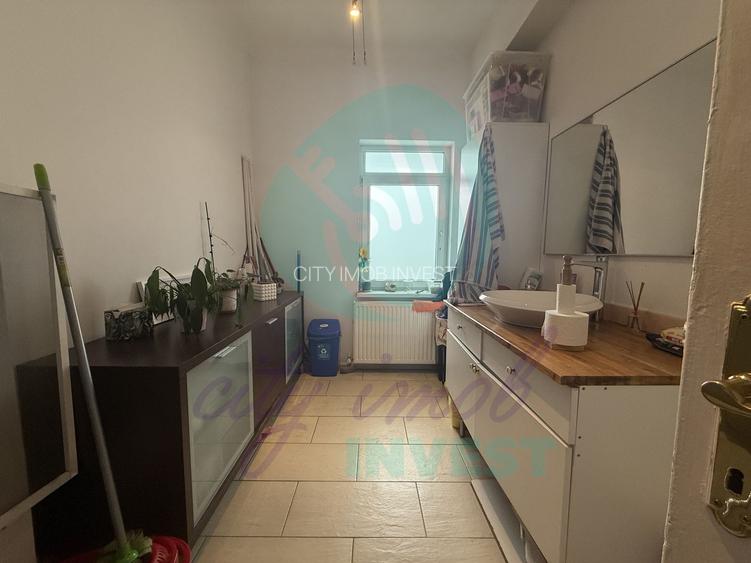 Spatiu, lumina si eleganta intr-un apartment interbelic - 15