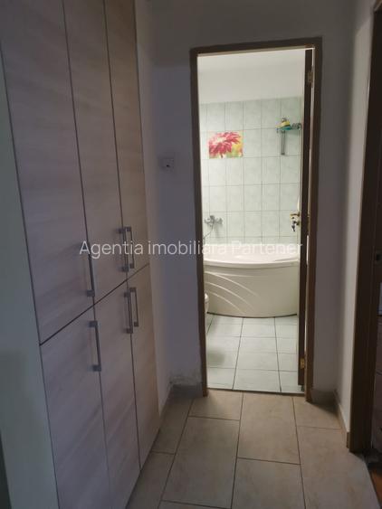 2 camere Fratii Golesti, etaj 1, finisaje medii, mobilat! - 4