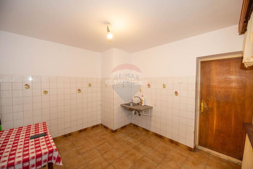 Casa individuala cu 7 camere, de vanzare 250 mp utili,  Buzau - 18