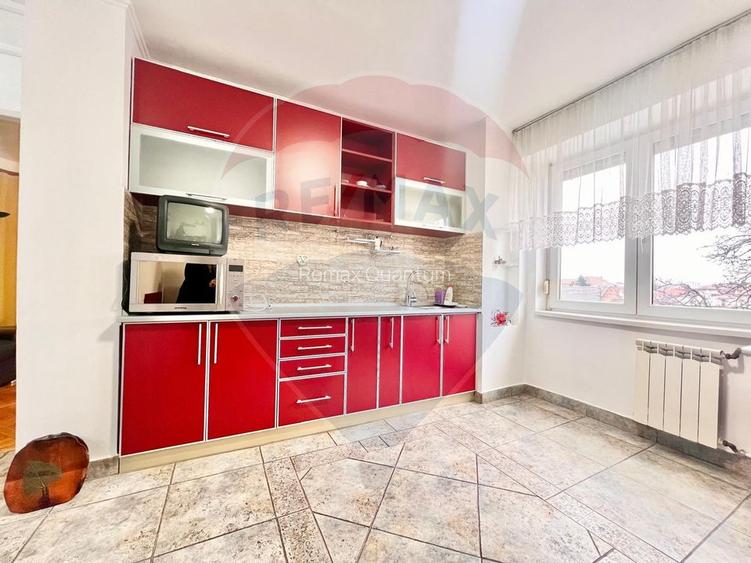 De închiriat apartament cu 2 camere în zona Decebal - 3