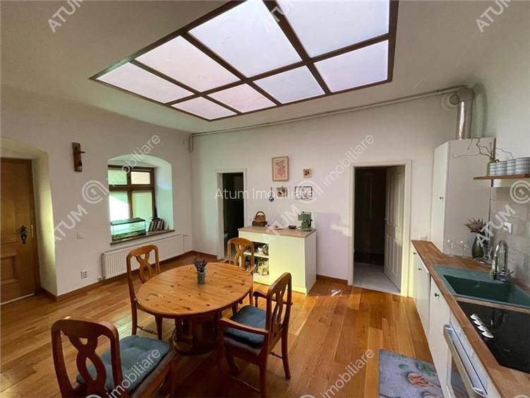 Apartament cu 2 camere decomandate la casa in zona ultracentrala Sibiu - 9