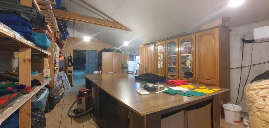 Spatiu comercial pe 2 nivele,spatii depozitare + parcari, in zona foarte buna! - 10