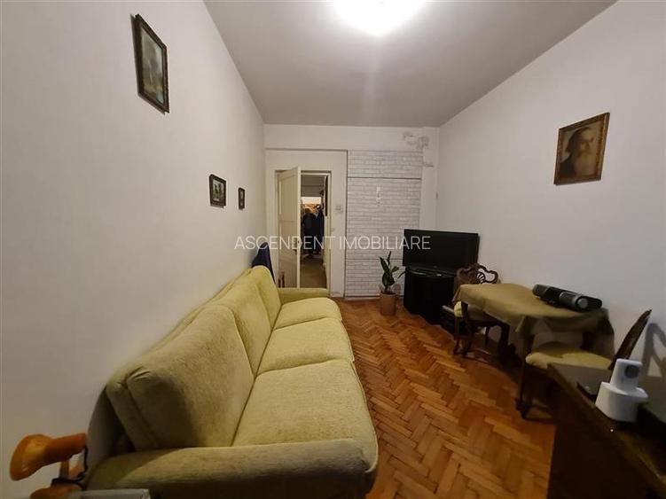 Decomandat pe 2 camere+ birou, etaj 1, Bulevardul Grivitei, Brasov - 32