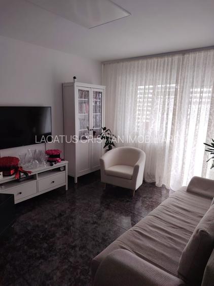 APARTAMENT 2 CAMERE DECOMANDAT ZONA TOMIS 2 - VICTORIA - 12