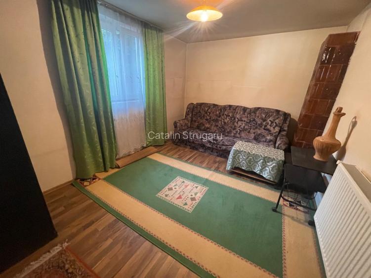 Casă cu 3 apartamente separate, ideală investitie pentru închiriere - 14