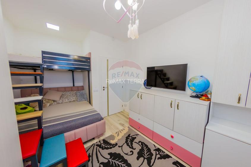 Casă super finisata de vanzare în sat Sasar / schimb cu Apartament - 37