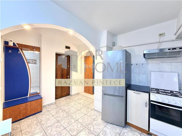 Garsoniera spatioasa cu terasa 20 mp, ultracentral Catedrala, Ploiesti - 5