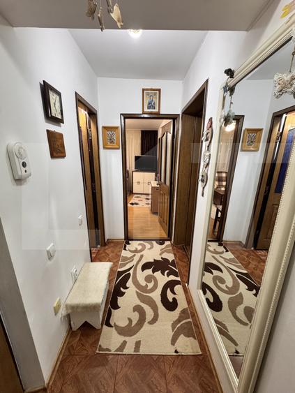 Apartament cu 3 camere semidecomandat – B-dul Mihai Eminescu