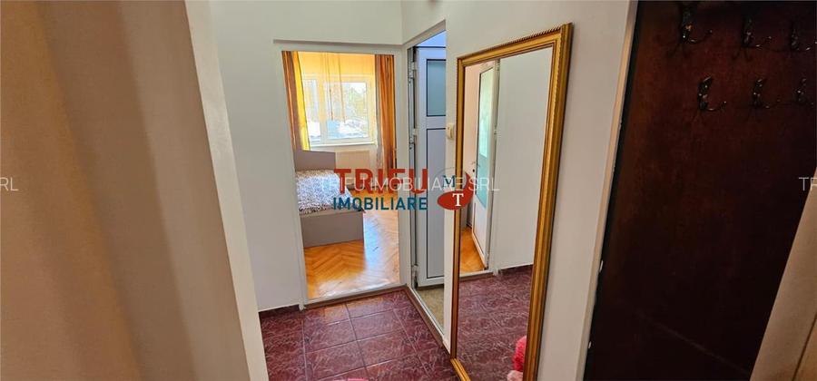 Apartament complet decomandat, 3 camere, 2 băi și garaj inclus - 9