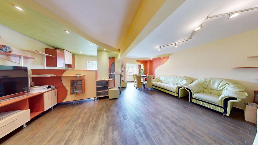 Apartament 4 Camere Racadau - COMISION 0% - - 2