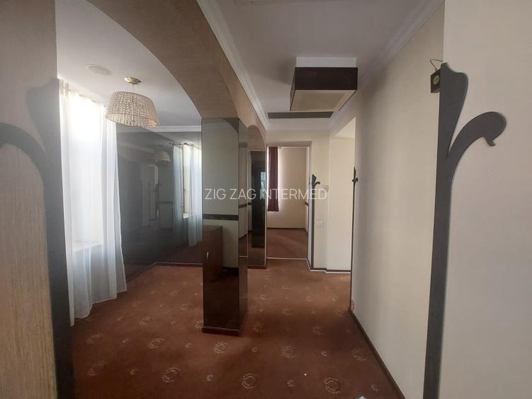 Ultracentral - cladire emblematica D+P+1+M, 430 mp., curte 200  mp. - 19