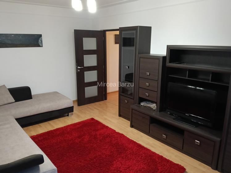 Închiriez apartament  - 2