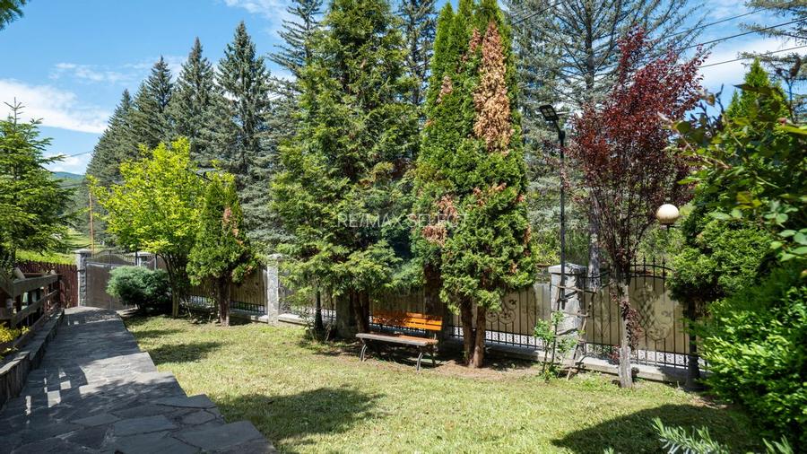 Oferta - vanzare pensiune 10 camere si casa de vacanta, Slanic Prahova - 31