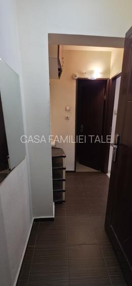 230 euro.Garsoniera spatioasa Et 2 Zona Complexul Studentesc - 4