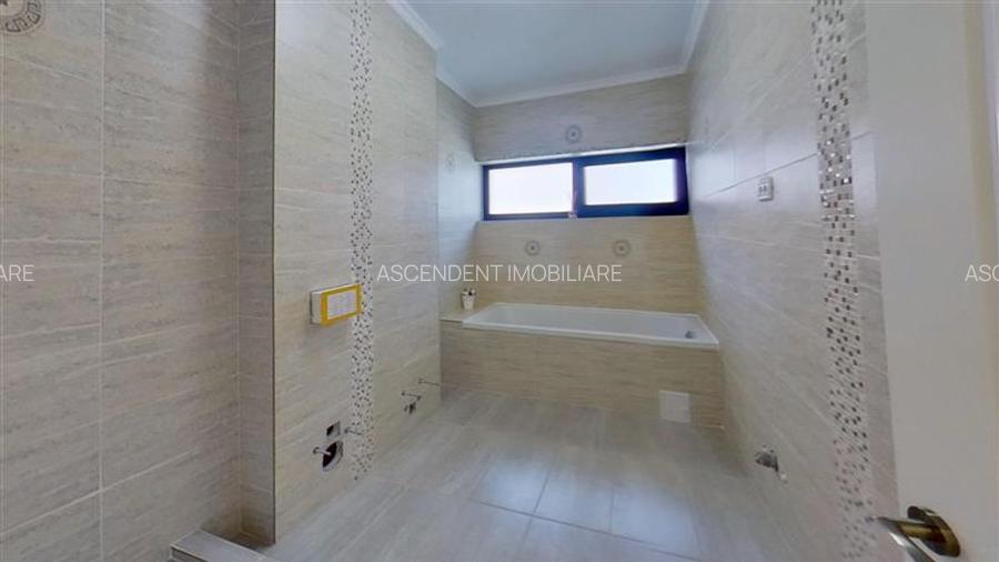 In stil mediteranean, curte proprie, 4 camere, terasa, pod mansardabil, Harman, - 57