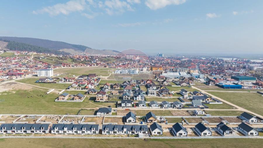 Comision 0% | Teren pentru casa ta, într-o zonă liniștită din Codlea - 8