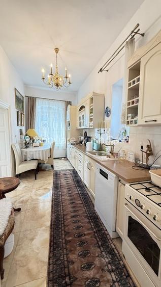 CENTRU VECHI ISTORIC- CASA P+E de  240mp cu teren 280mp! - 11