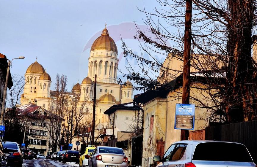 Casa de vanzare pretabila locuinta sau afacere | 13 Septembrie - 4