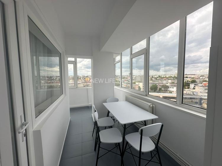 Dacia , 4 camere decomandat , 2 balcone - 6