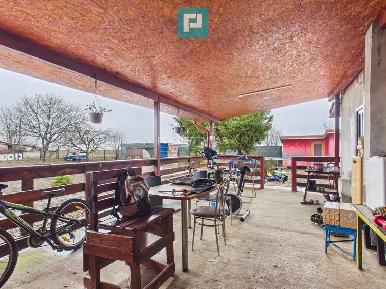 Casă frumoasă la Iratoș la preț bun - 22