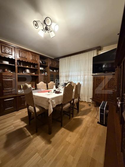 Apartment 4 camere, et. 1, Calea Severinului/ Scoala Decebal - 3