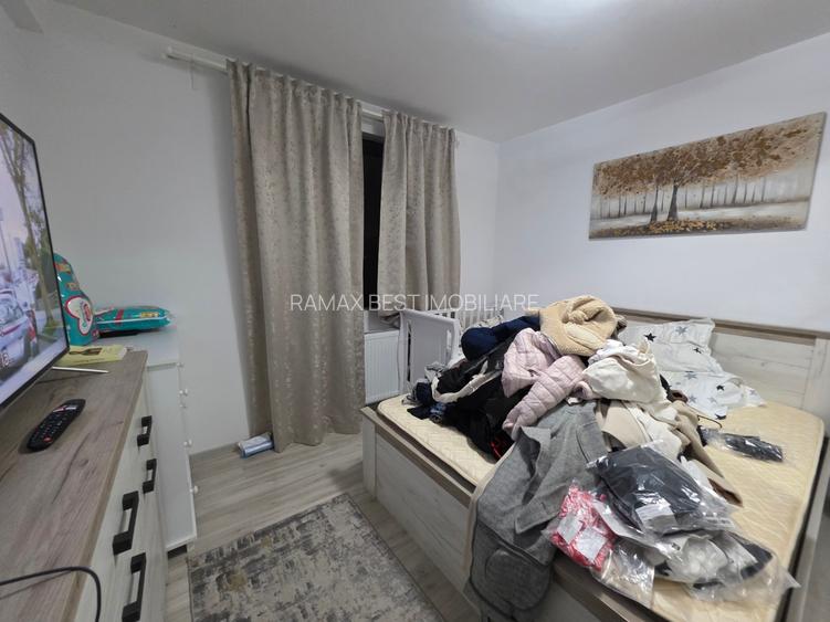 Trapezului, 15 minute metrou 1 Decembrie 1918, pe Marin Pazon, - 11