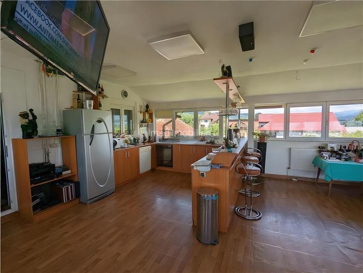 Vila Impresionanta cu peisaj de poveste & Teren 12.000 mp - Candesti, Dambovita - 8