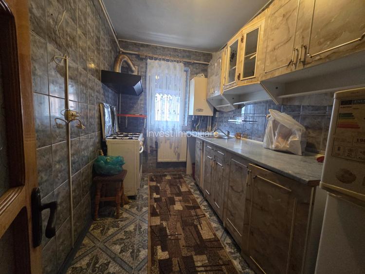 DE VANZARE-APARTAMENT 3 CAMERE-MIRCEA CEL BATRAN - 7