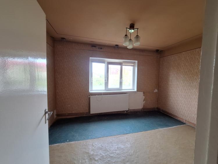 Pozitie excelenta! Apartament cu 2 camere si balcon de 4 mp- Calea Aradului - 9