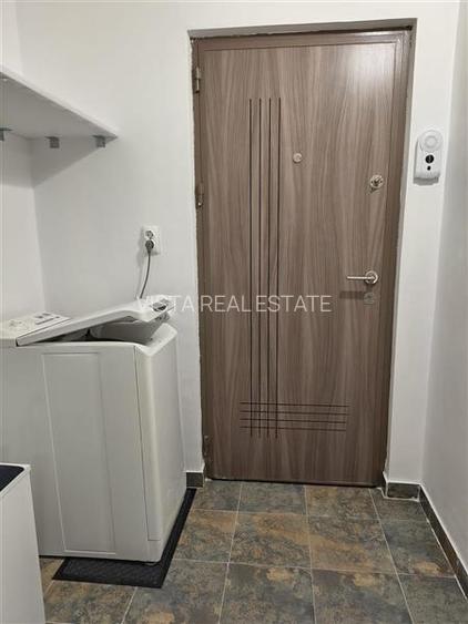 Spre inchiriere garsoniera utilata si mobilata, Centrul Civic, Brasov - 7