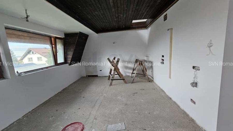 REV2005225 Duplex in centrul Brasovului - 14