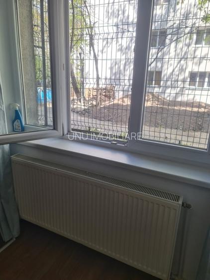 Garsoniera - zona Canta - Intersectia cu bariera Comat - 8