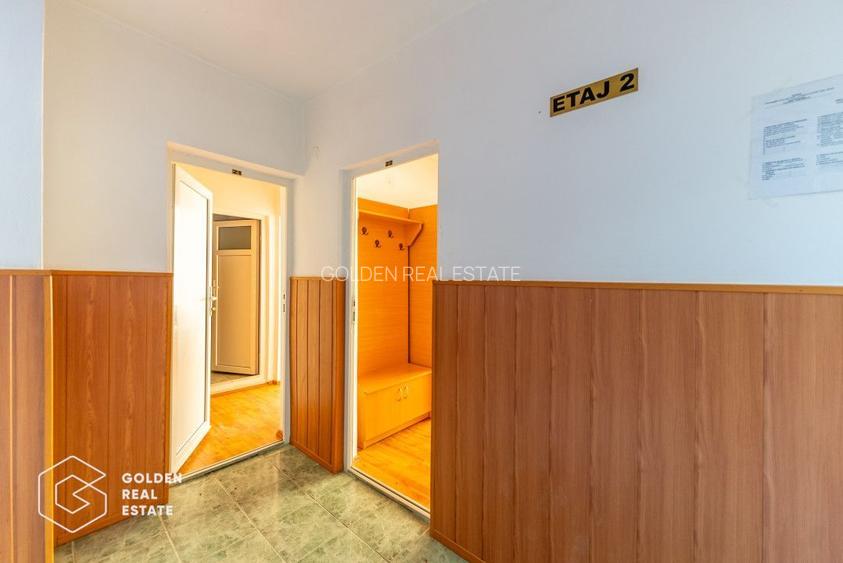 Cladire cu 24 camere, langa Castelul Regal Savarsin - 15