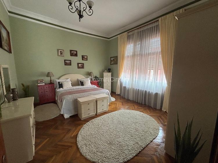 Proprietar inchiziez apartament in piata Libertatii - 4