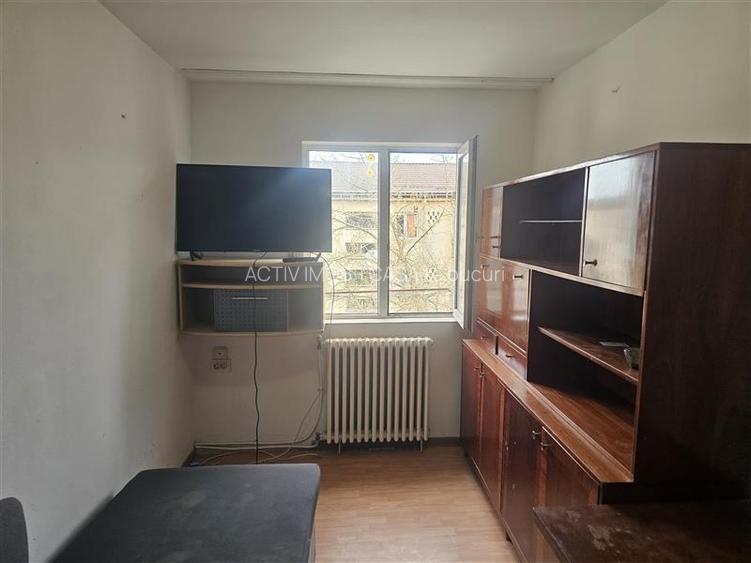 Resita, Garsoniera, Mobilata+Utilata, Calea Caransebesului - 10